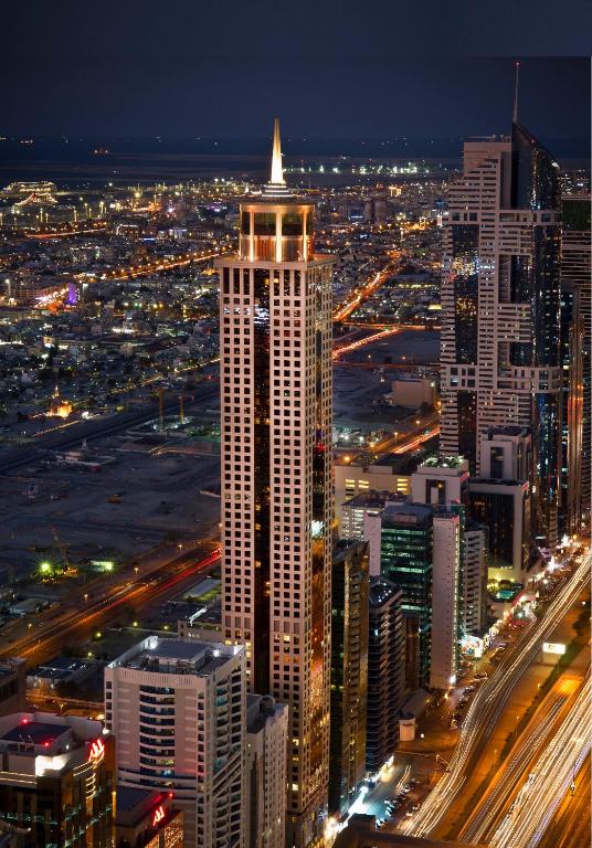 تاور پلازا دبی